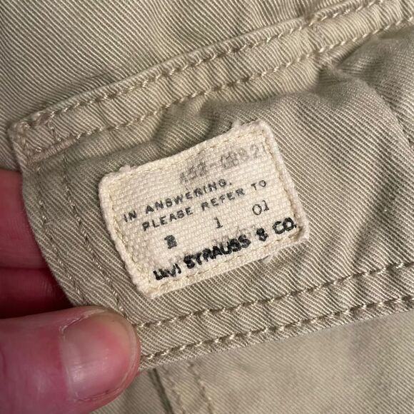 Levi's Cargo Pants, 32x30.5,  Loose Straight Fit, Cotton, Beige, Khaki, Tan - Picture 10 of 11
